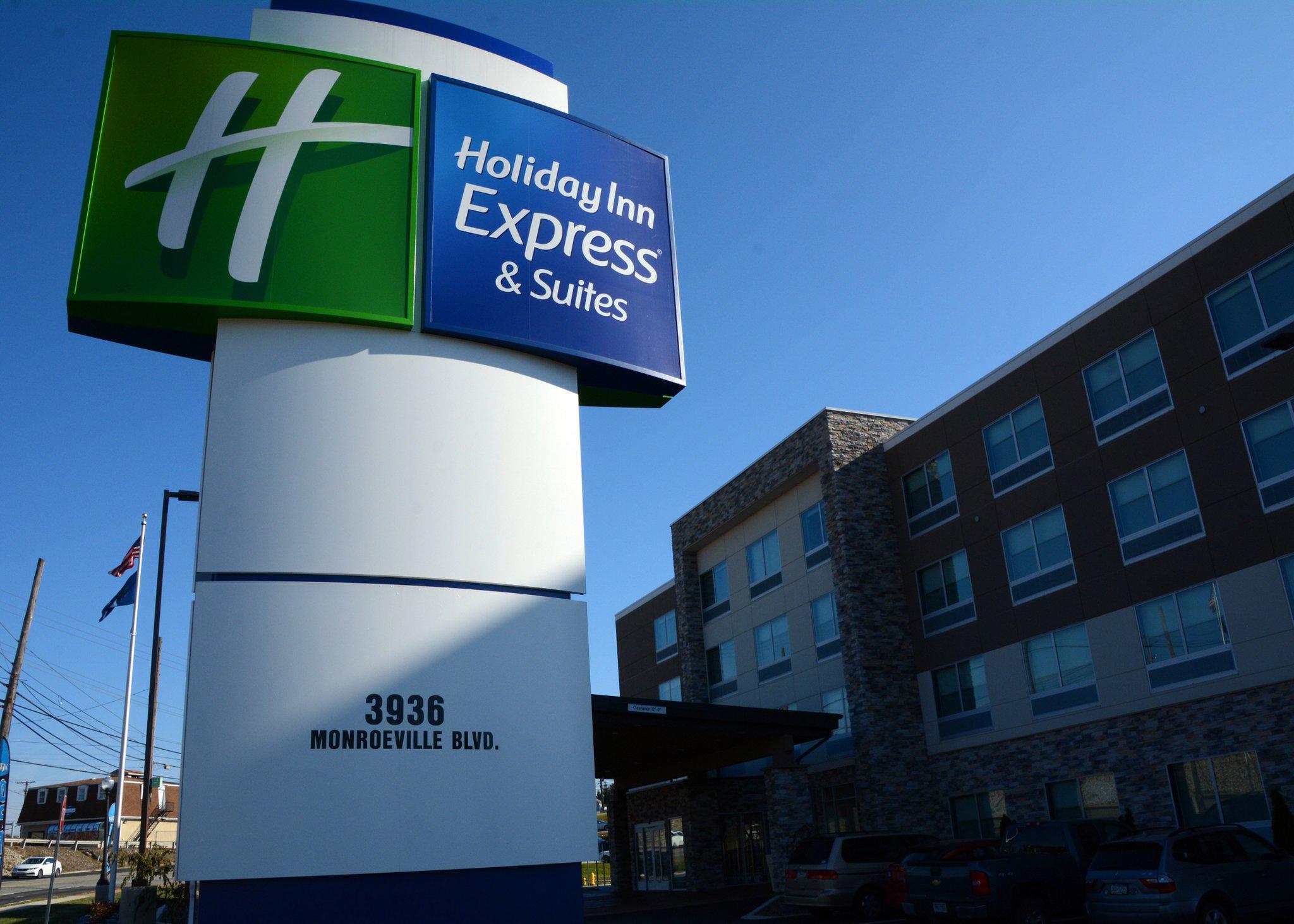 Holiday Inn Express & Suites Pittsburgh - Monroeville Photo