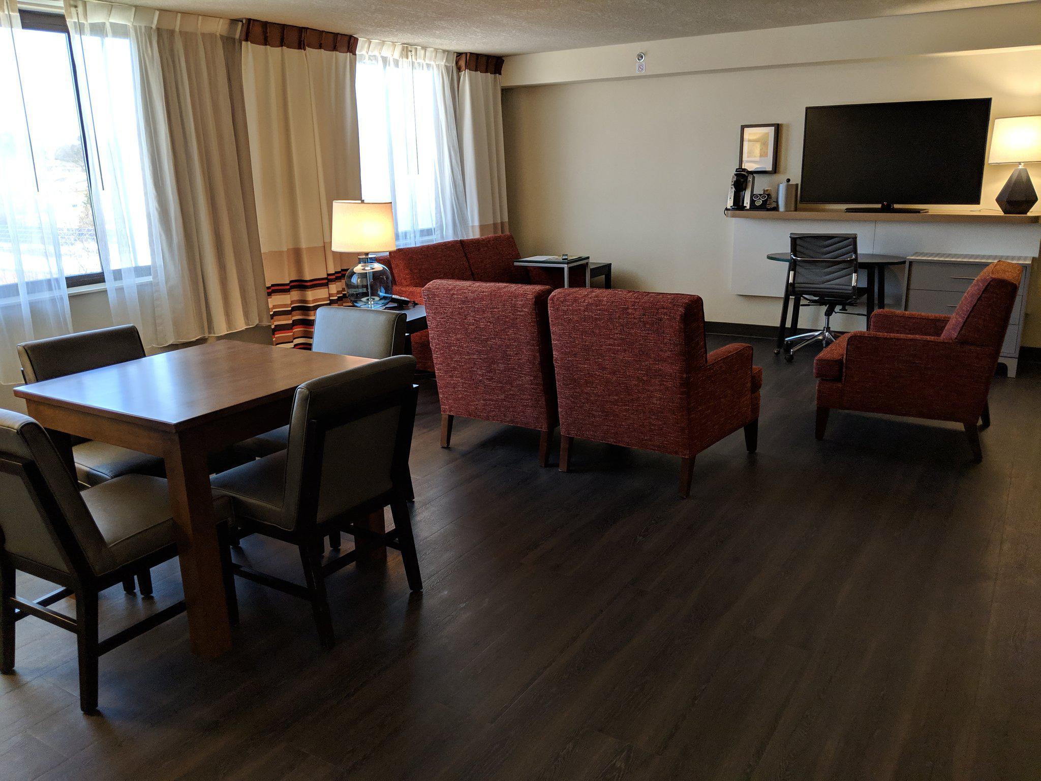 Holiday Inn Champaign Photo