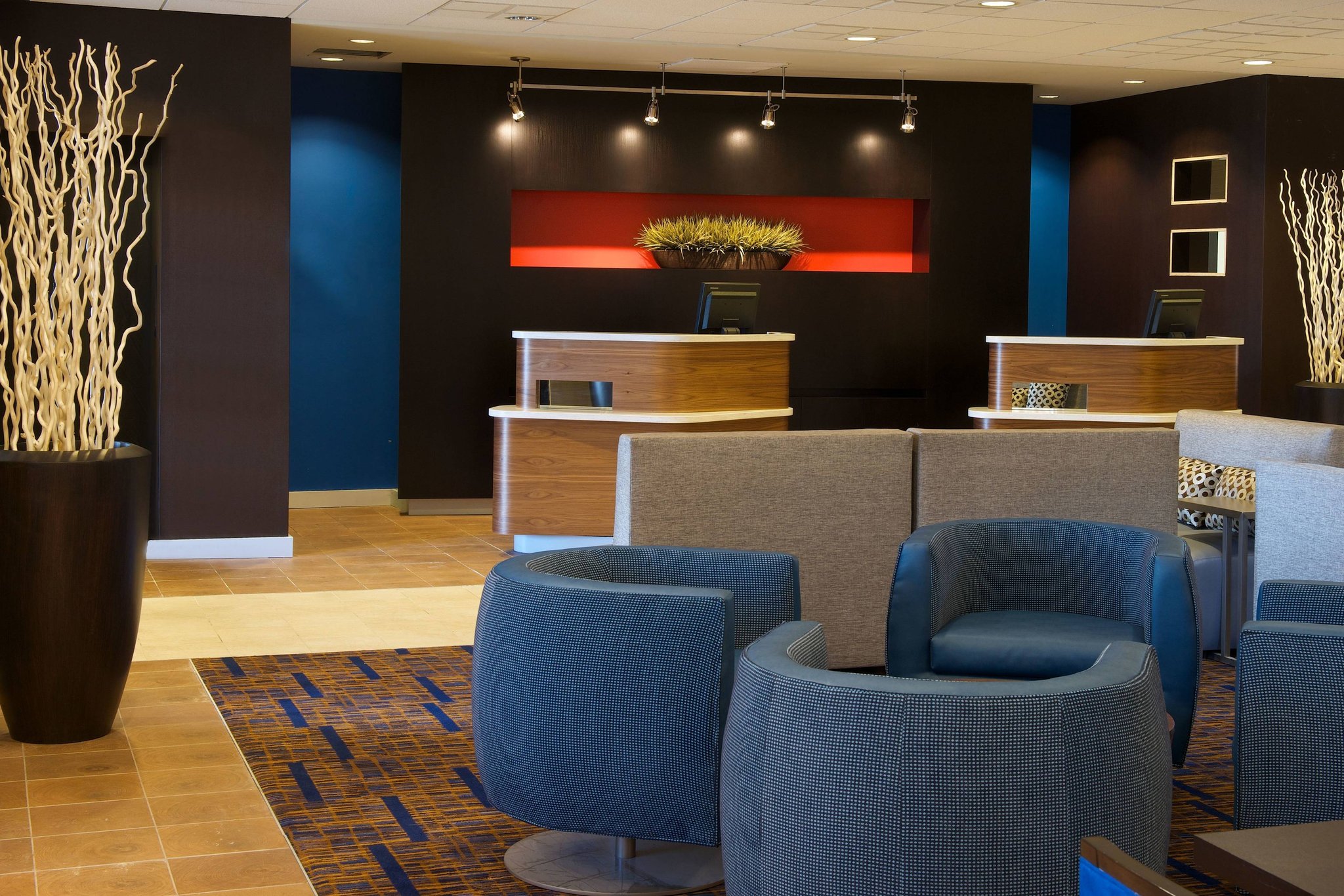 Courtyard by Marriott Bloomington Photo