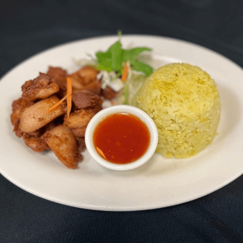"NEW" Khao Gai Krob (Crispy Chicken with Yellow Rice)