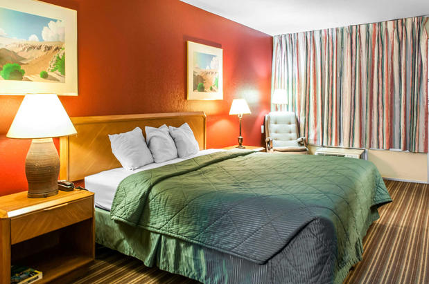Images Suburban Extended Stay Hotel East