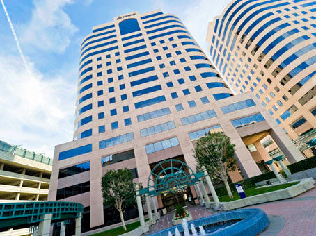 Regus - California, Woodland Hills - Trillium Towers Center Photo