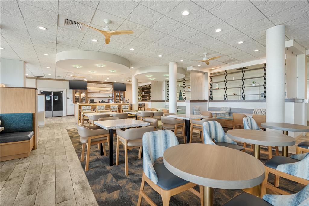 Hampton Inn Virginia Beach-Oceanfront North Image