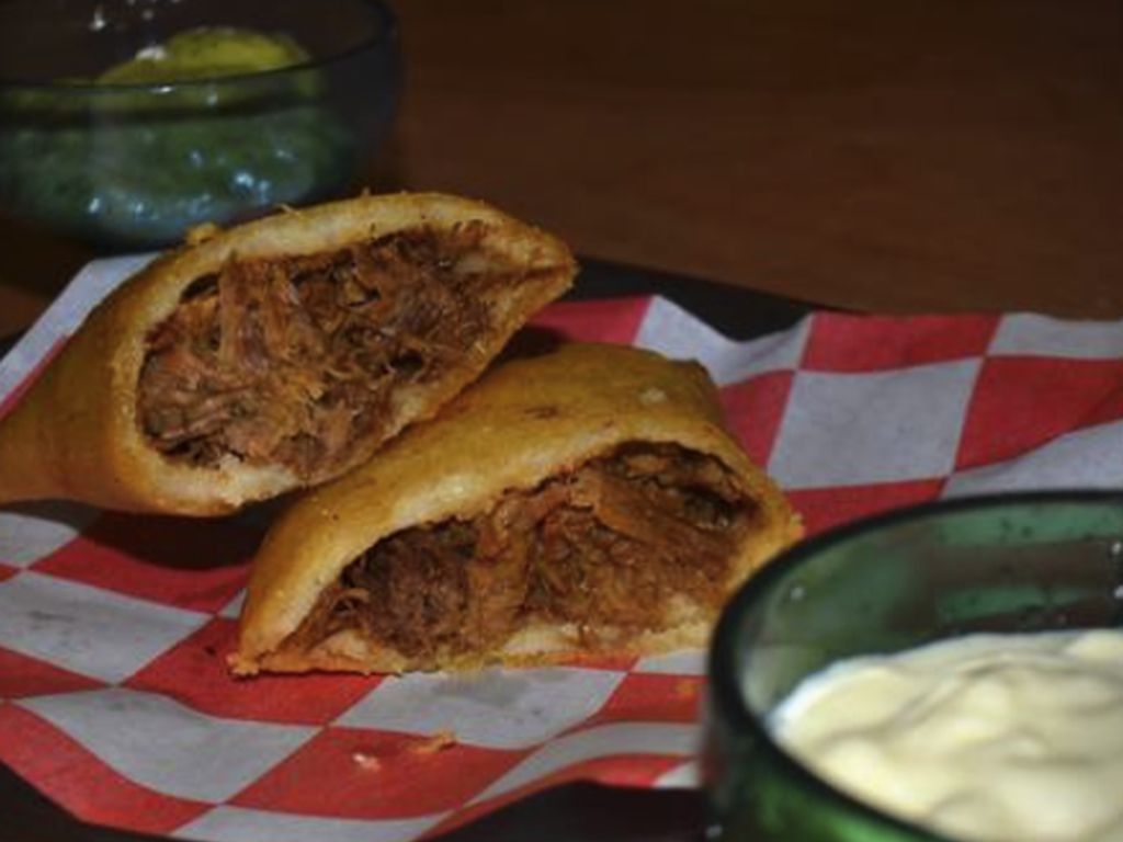 Beef Empanada / Empanada de Carne Mechada