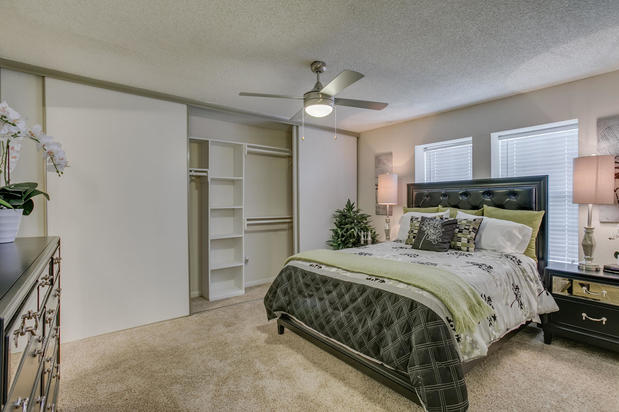 Images The Regatta Apartments