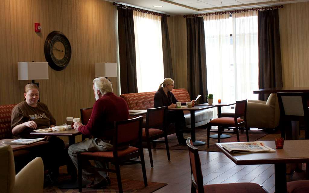 Hampton Inn Burlington Image