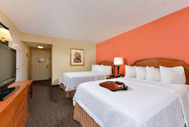 Images Hampton Inn Philadelphia/Bridgeport
