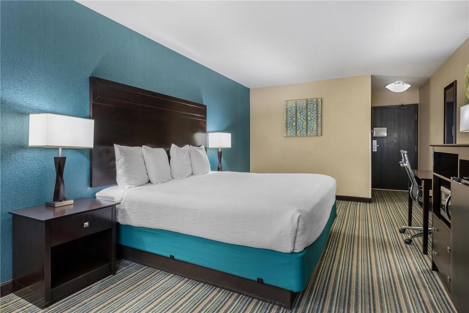 Best Western Long Beach Inn Image