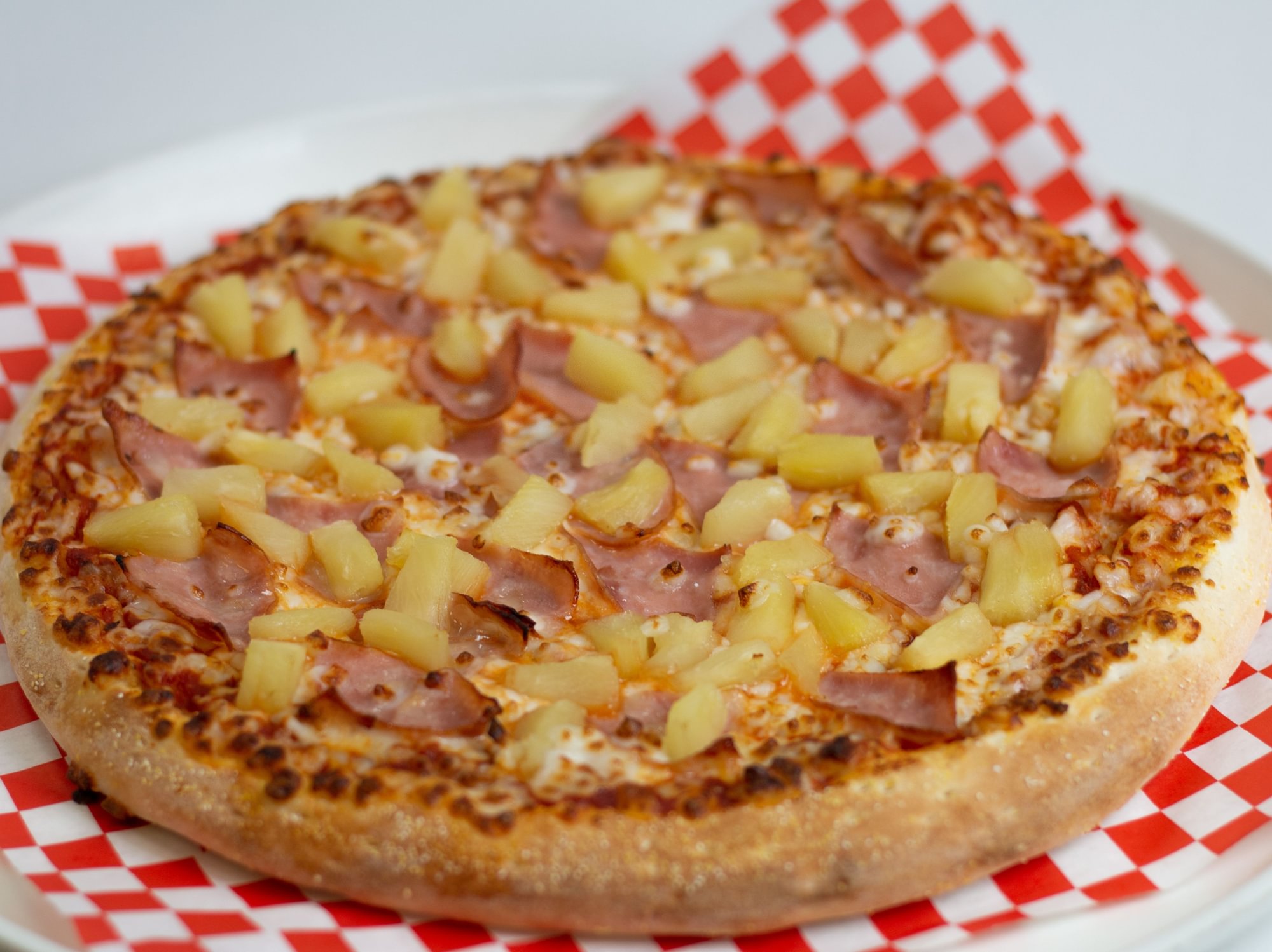 14" Specialty Hawaiian Pizza