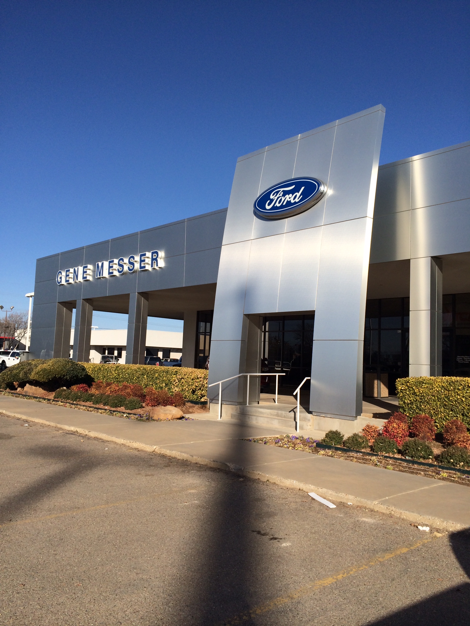 Gene Messer Ford Lubbock Photo