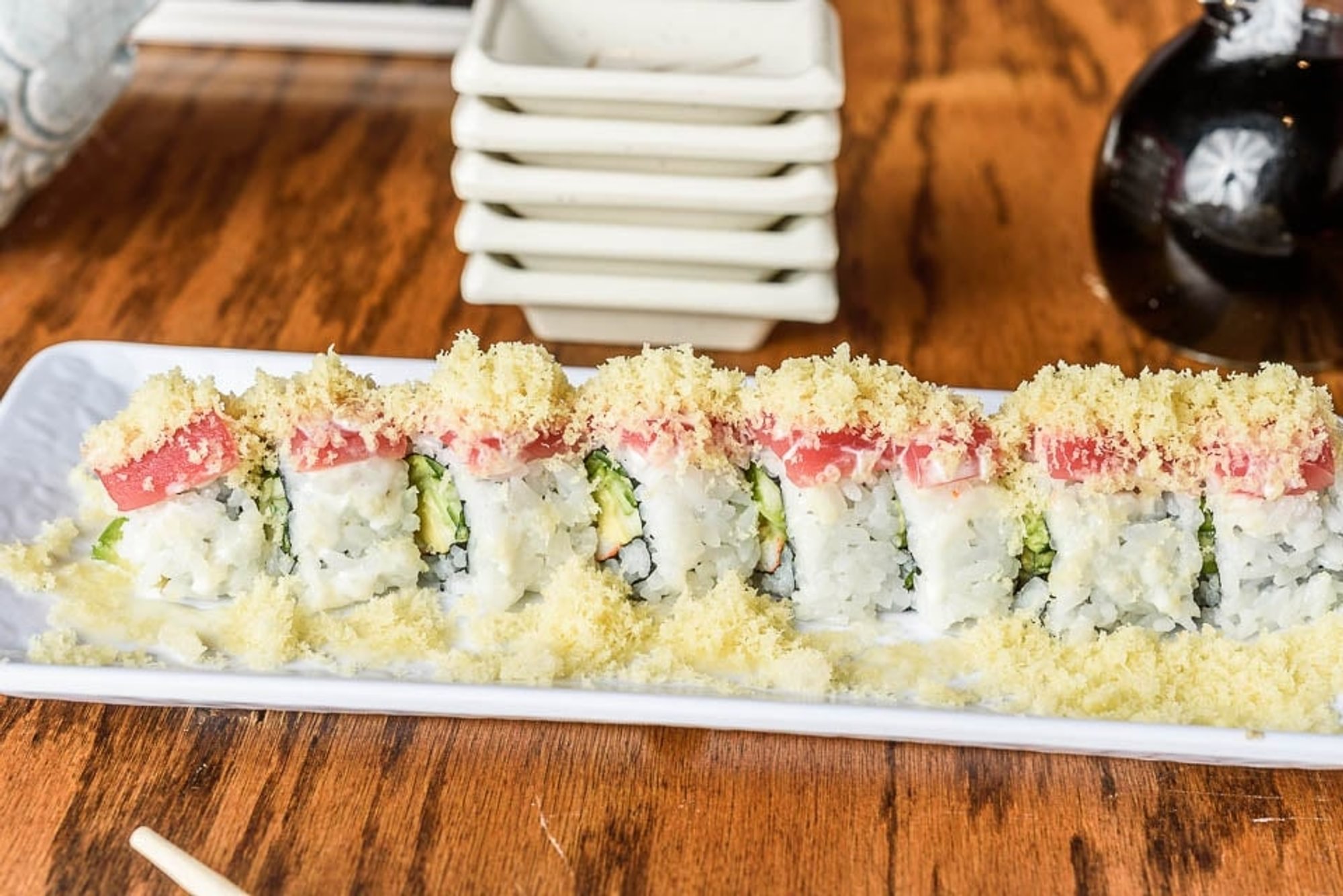Tuna Crunch Roll •
