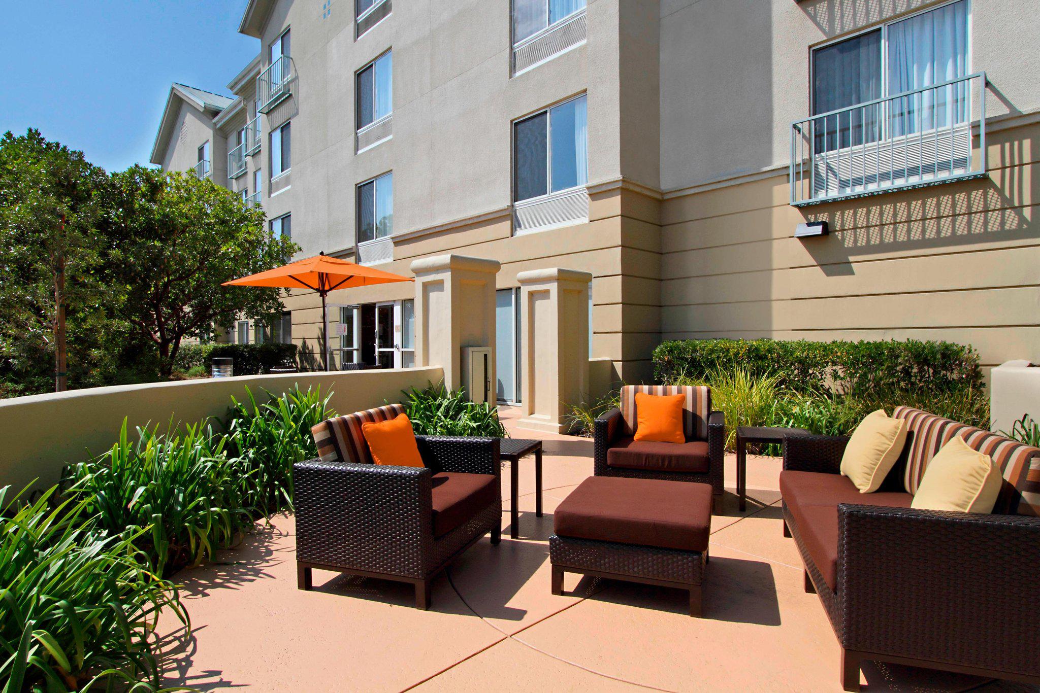 TownePlace Suites by Marriott Redwood City Redwood Shores Photo