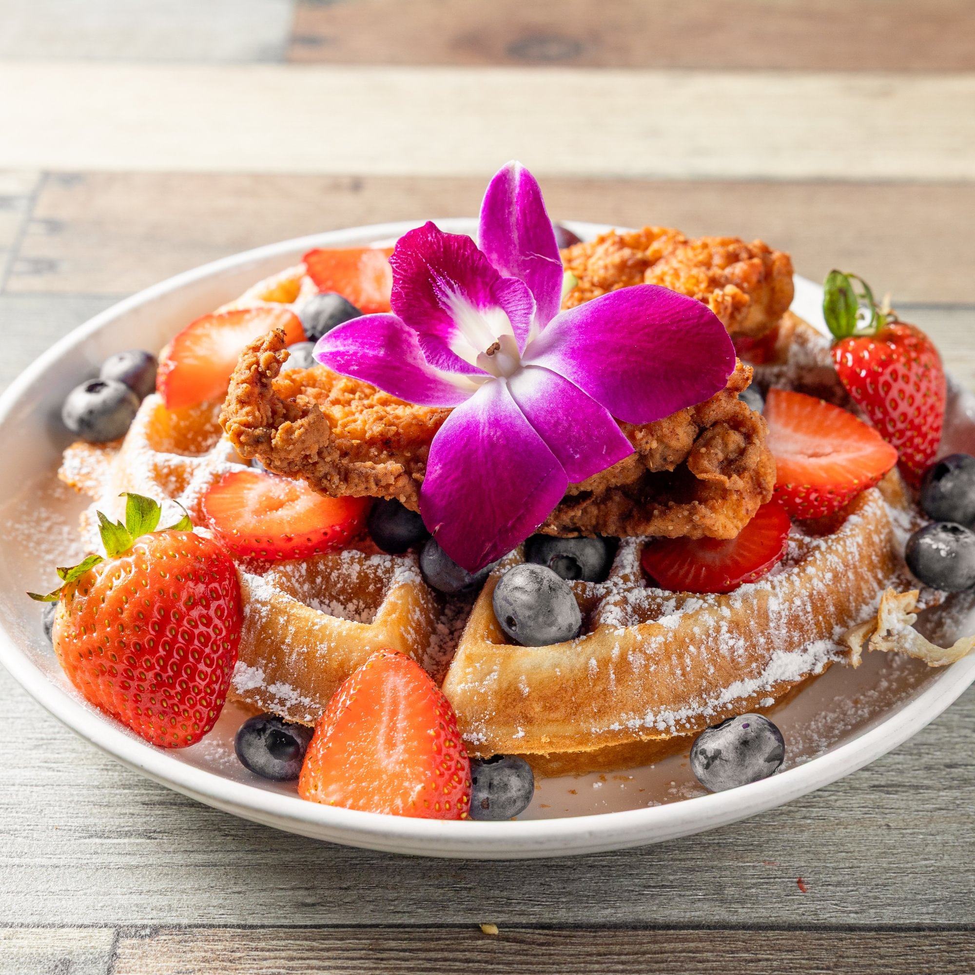 Chicken & Waffles (Halal)