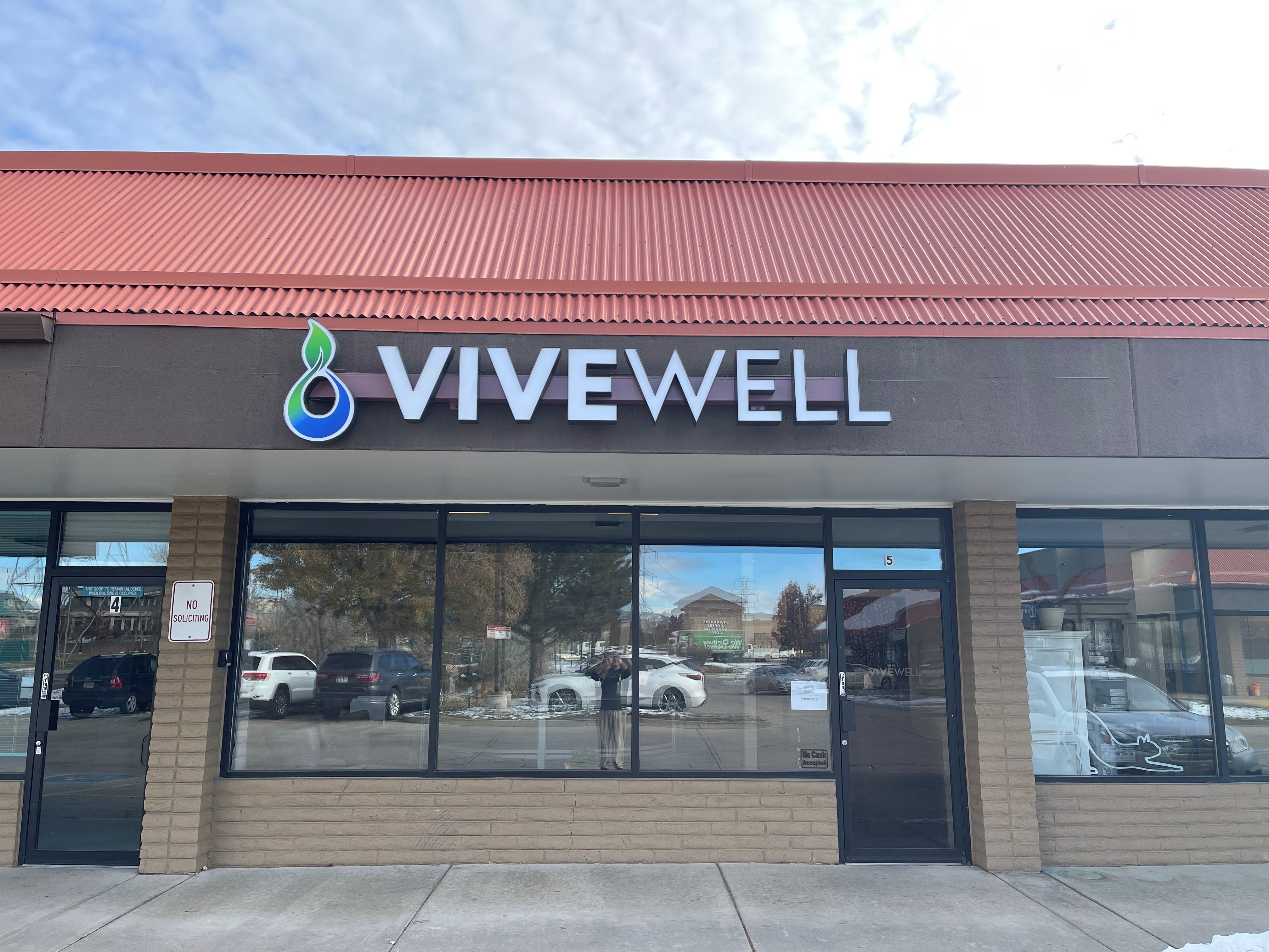 Outside of ViveWell Health