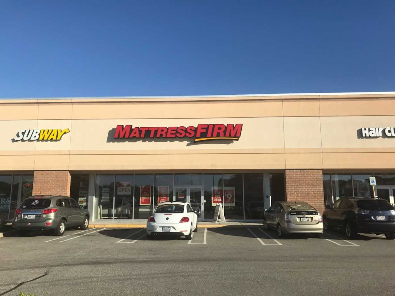 Mattress Firm Warwick Photo