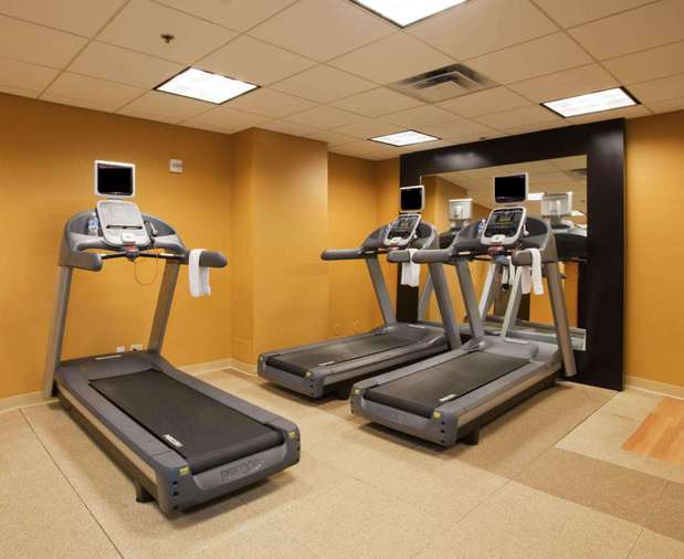 Images Embassy Suites by Hilton Detroit Troy Auburn Hills
