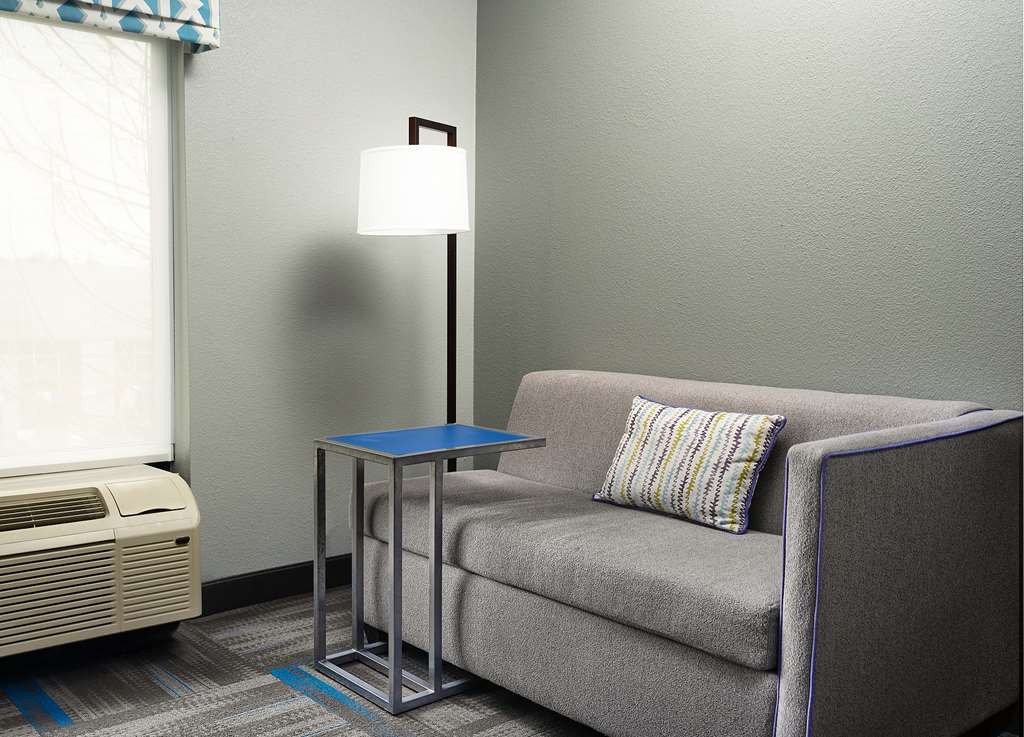 Hampton Inn Covington Image