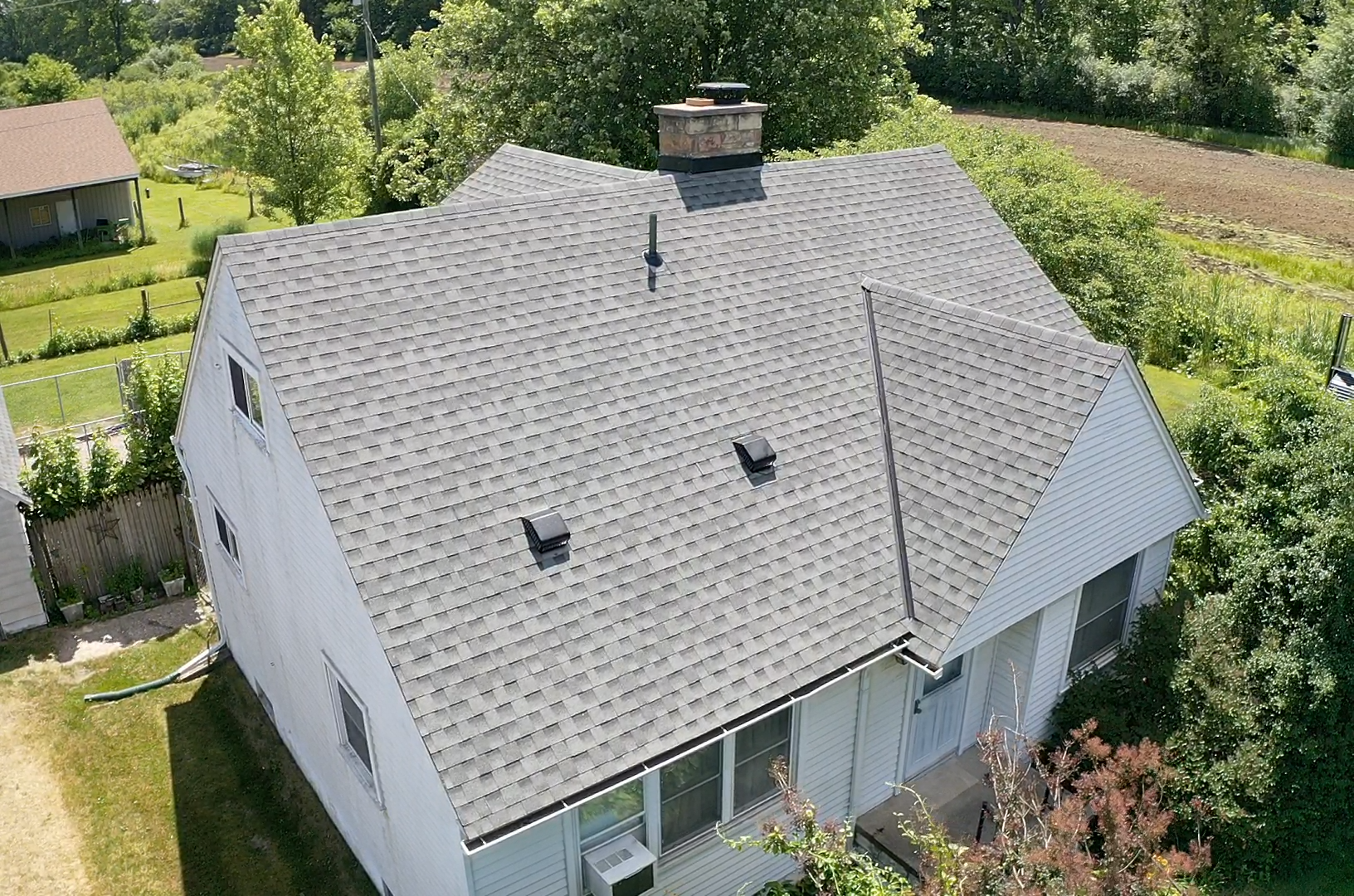 Rapid Roofing Image