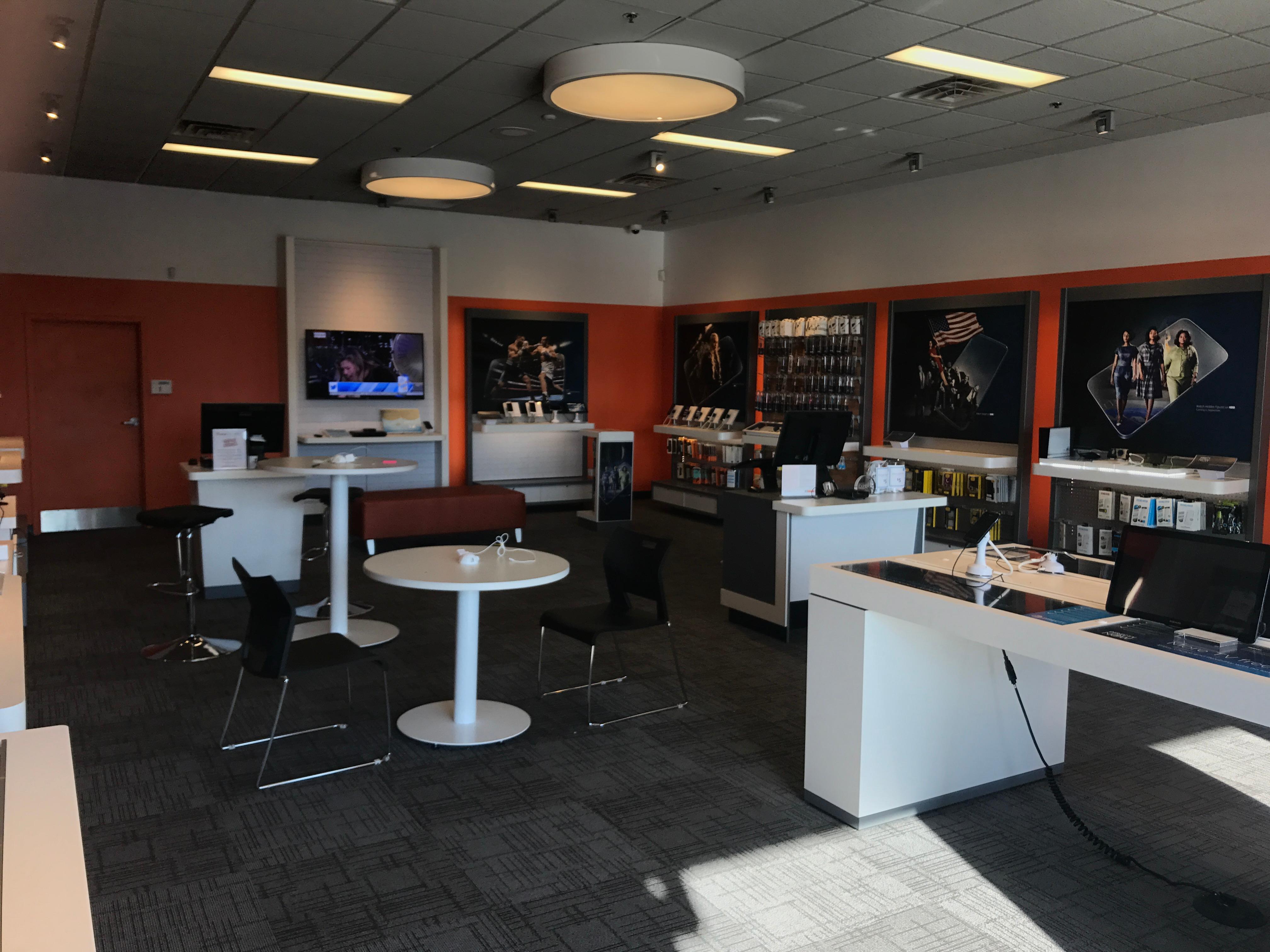 AT&T Store Photo