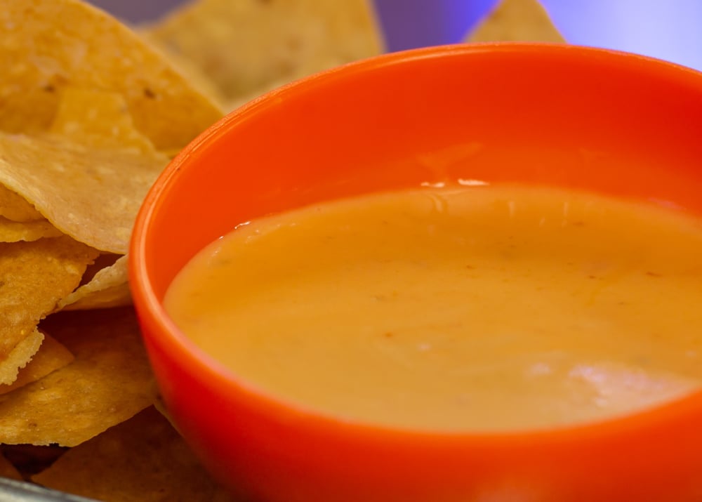 QUESO & CHIPS