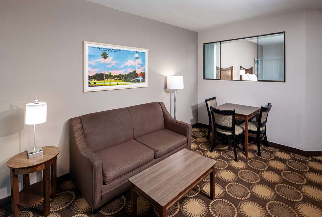 Best Western New Smyrna Beach Hotel & Suites Image