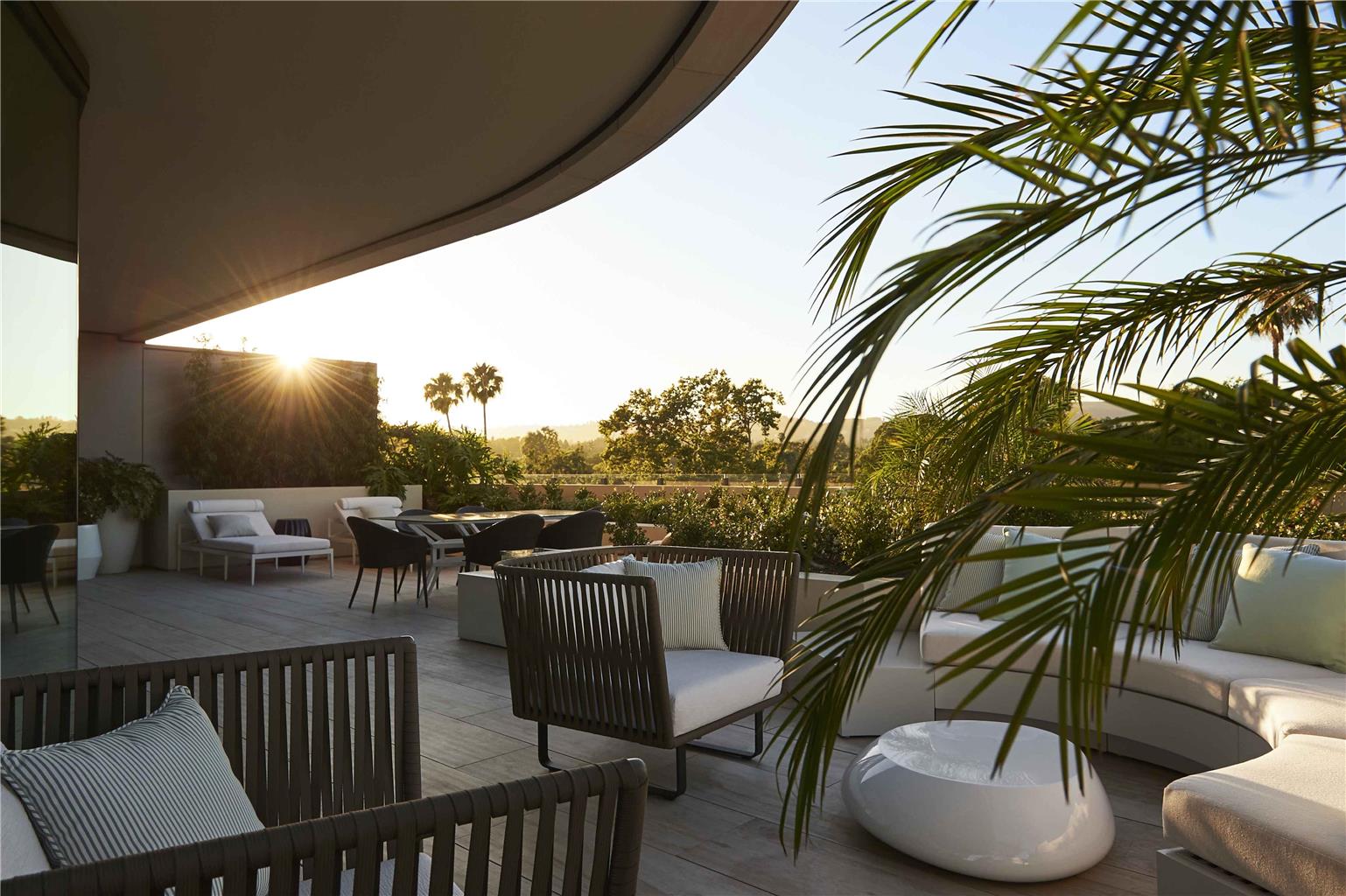 Waldorf Astoria Beverly Hills Image