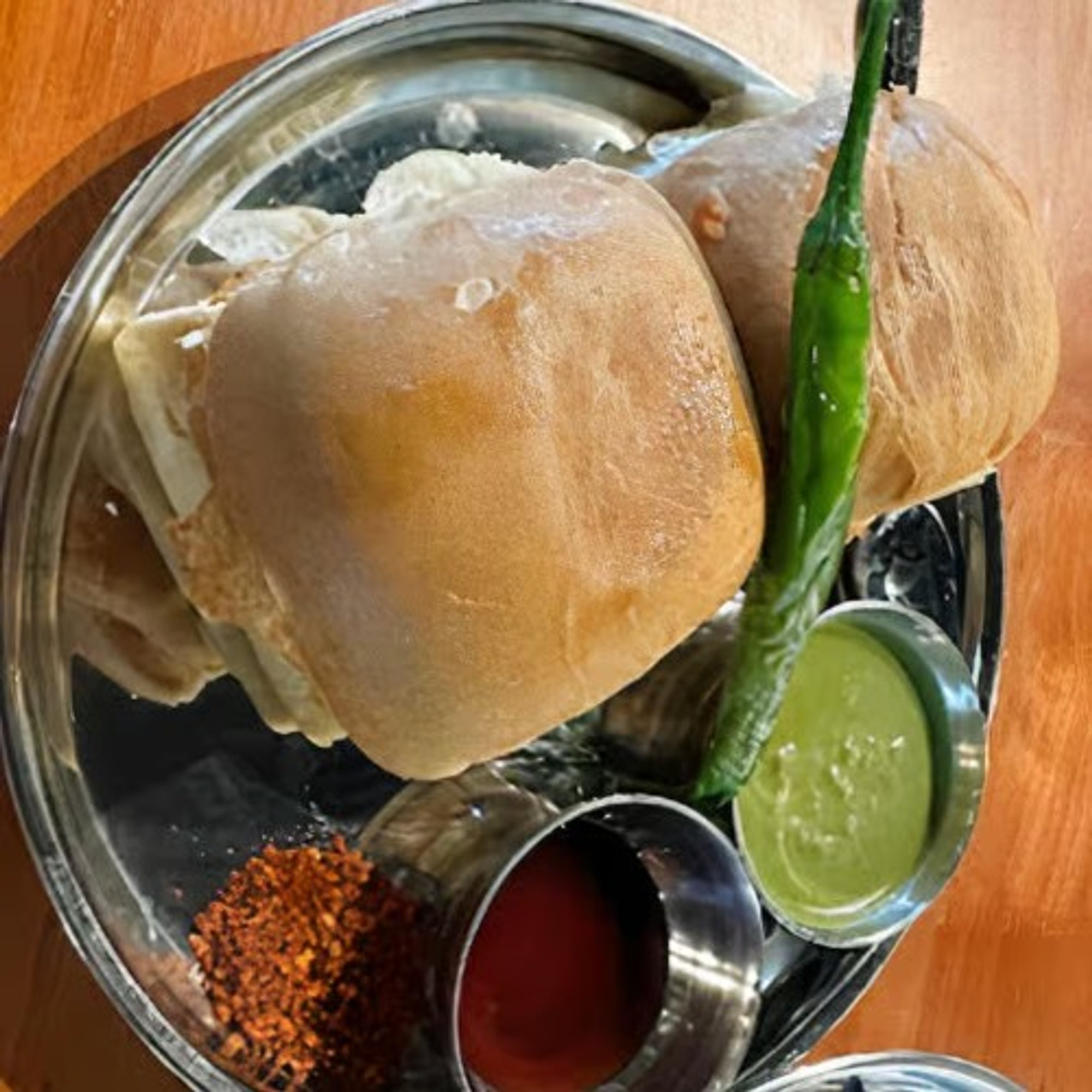 Vada Paav (2 Pieces)