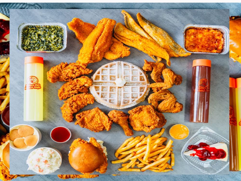 5 Pieces Chicken & 5 Pieces Whiting with 2 Sides