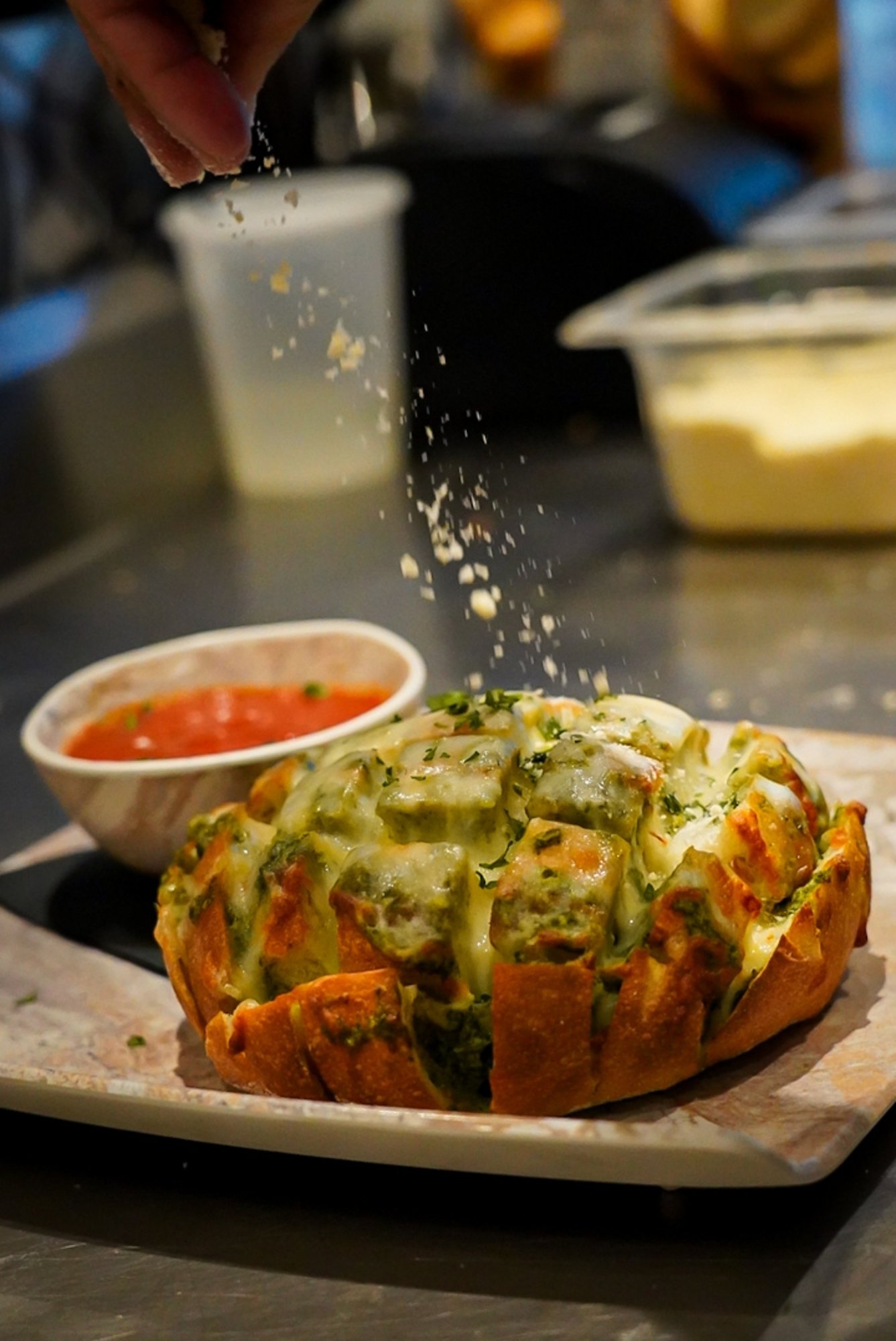 Cheesy Pesto Loaf