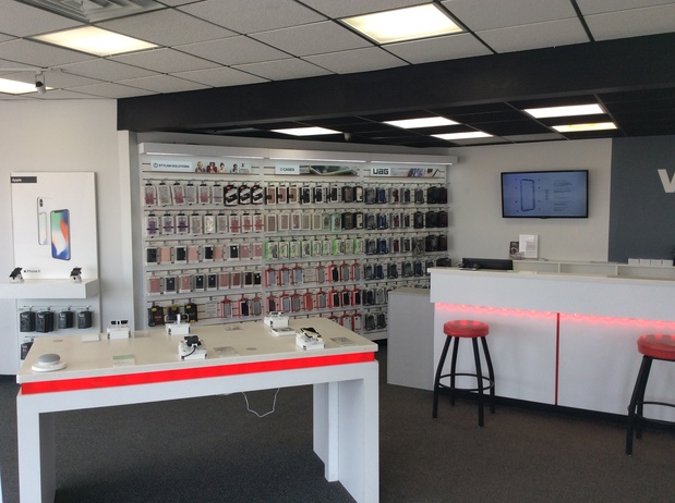 Images Verizon Authorized Retailer – GoWireless