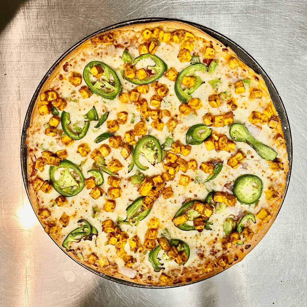 Chili Paneer Pizza