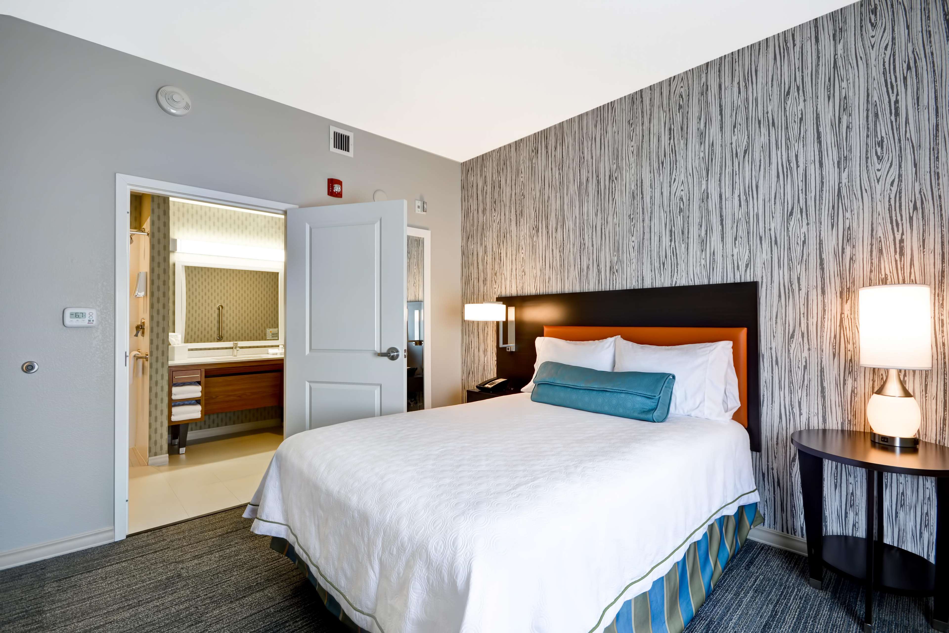 Home2 Suites By Hilton Evansville Photo