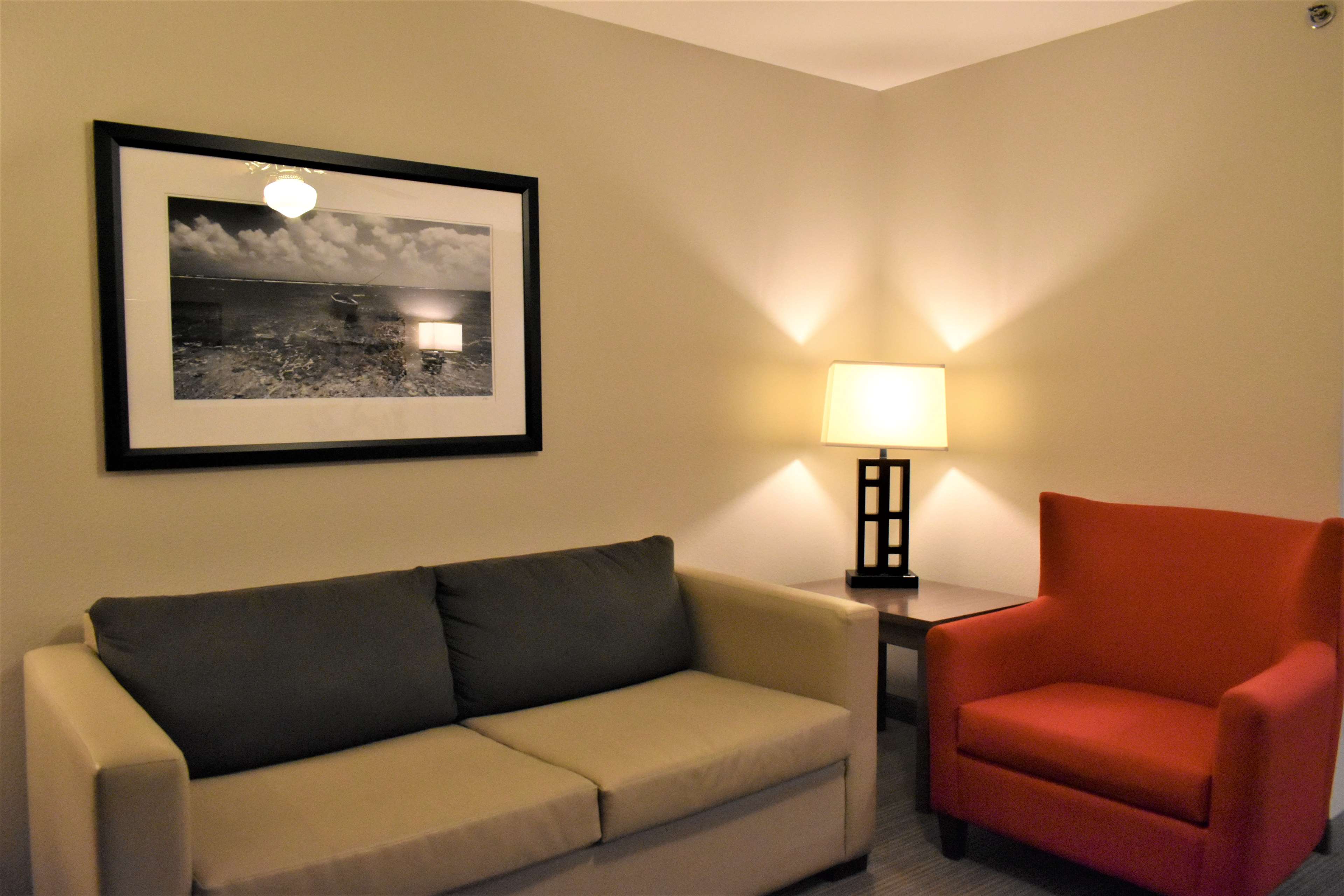 Country Inn & Suites by Radisson, Kenosha, WI Photo