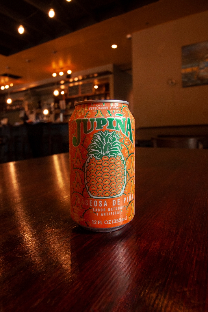 Jupiña | Pineapple Soda