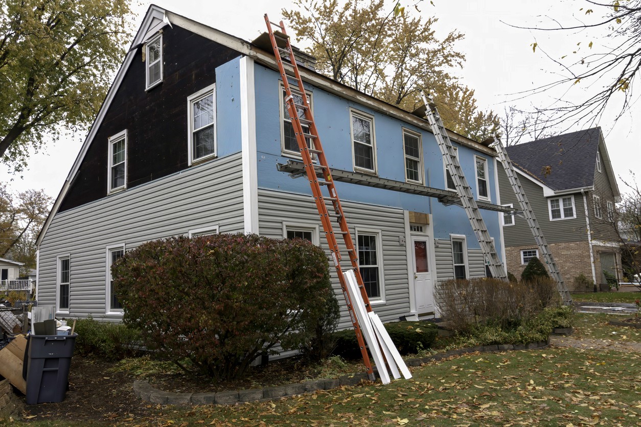 Siding Repairs & Installation