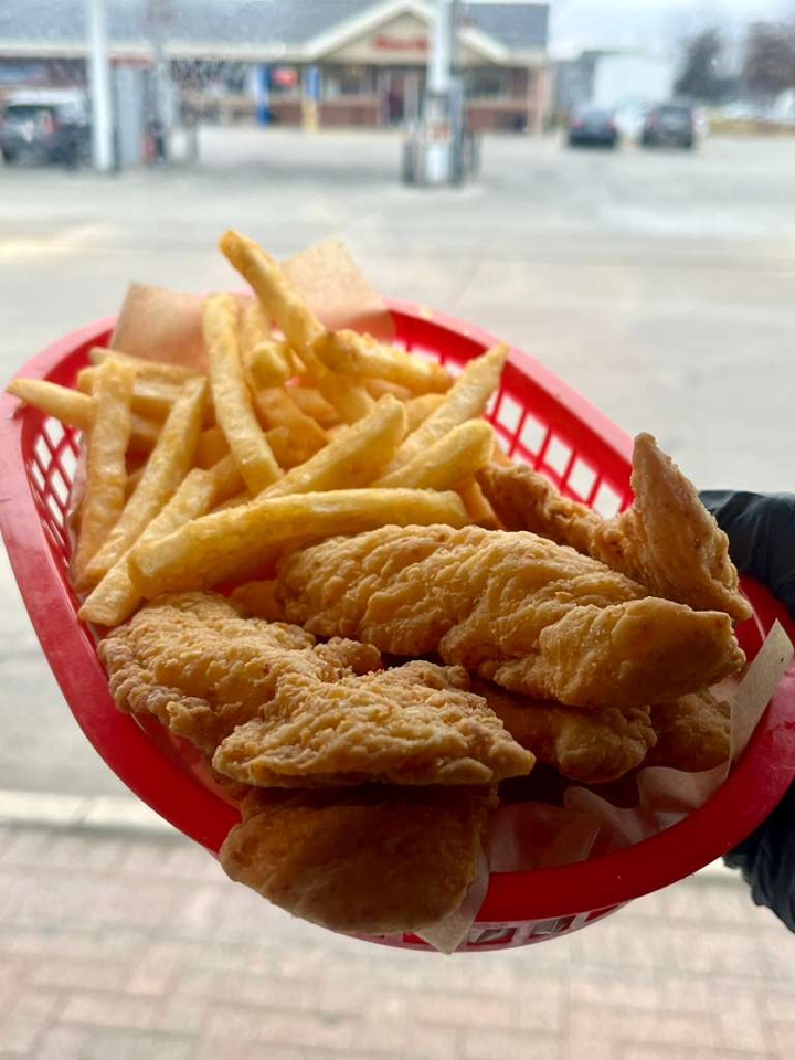 3pc Chicken Tenders with Fries (Halal)