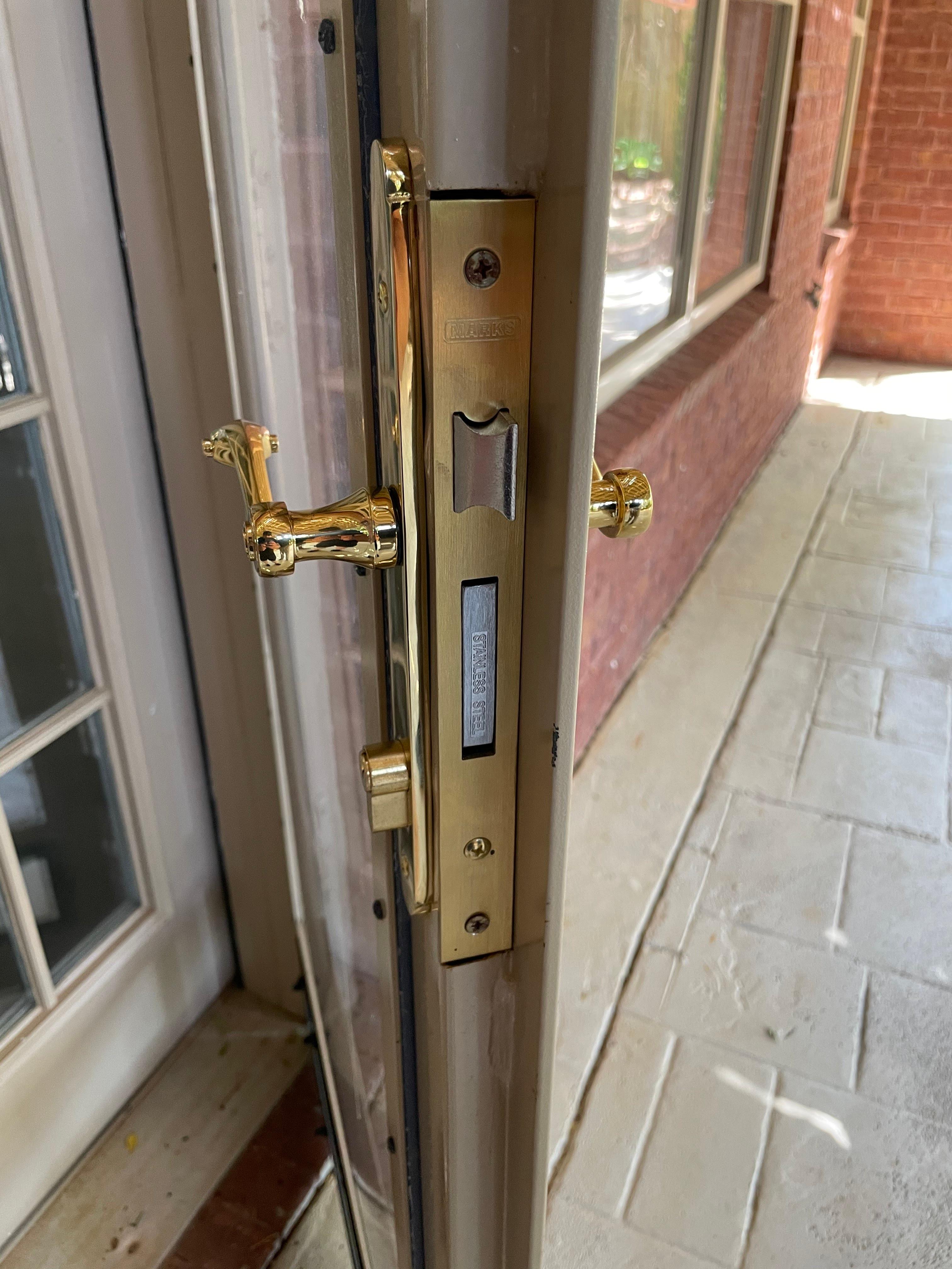 D&S Locksmith Image