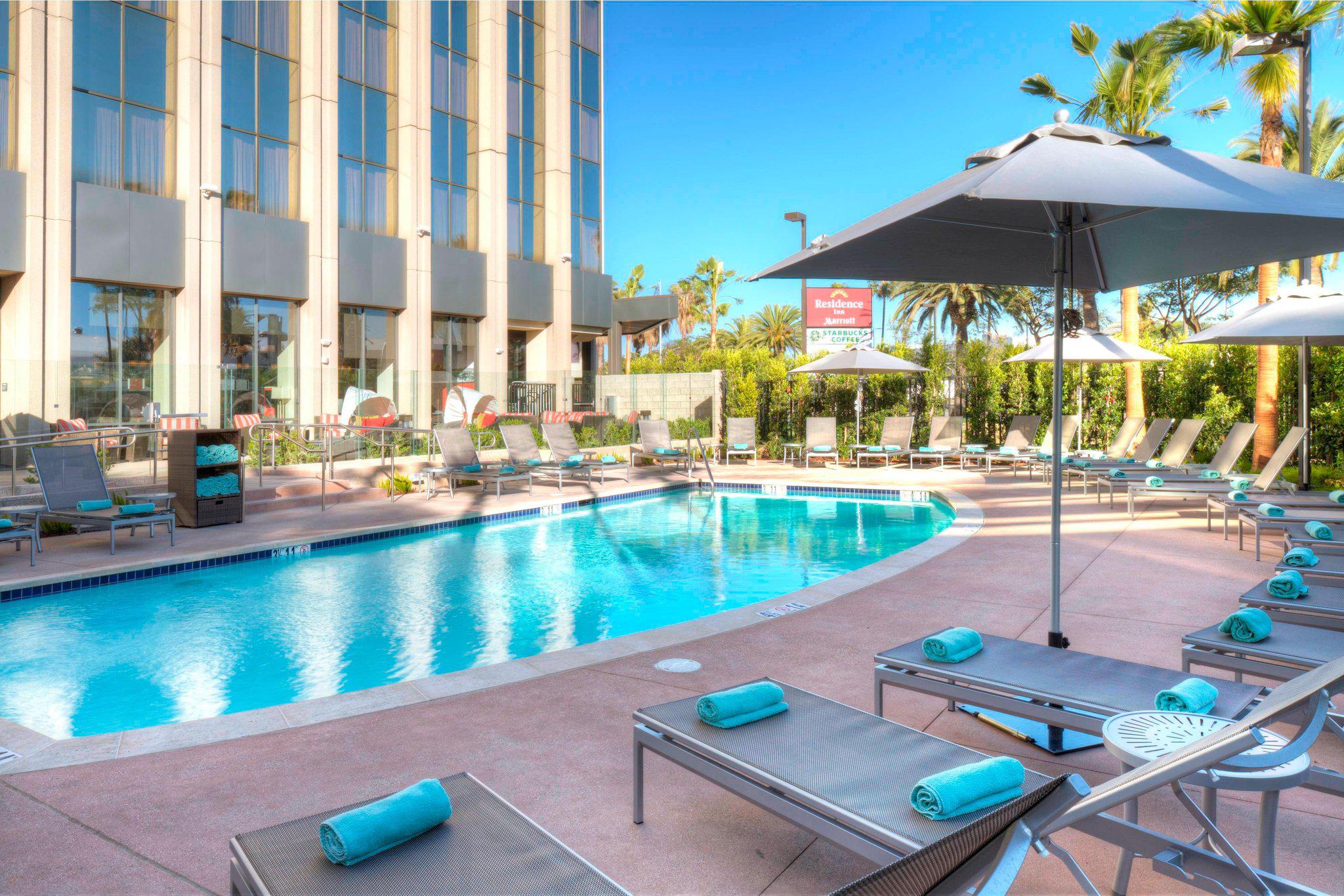 Residence Inn by Marriott Los Angeles LAX/Century Boulevard Photo