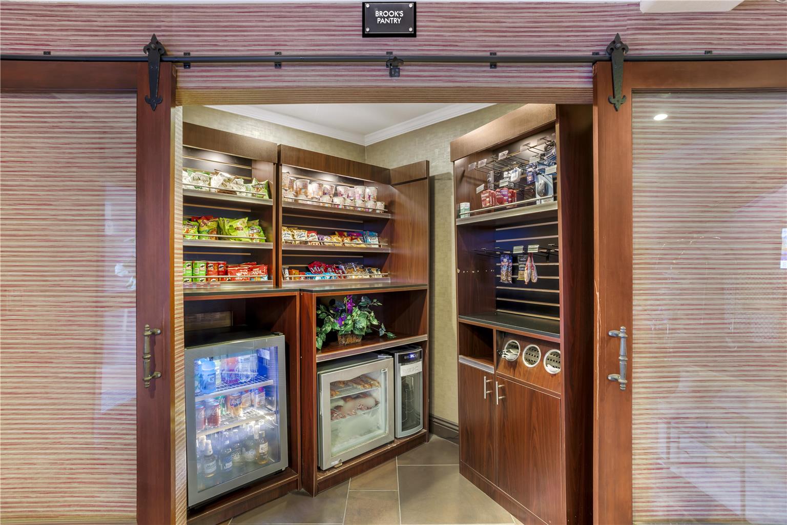 Best Western Plus Brookside Inn Image