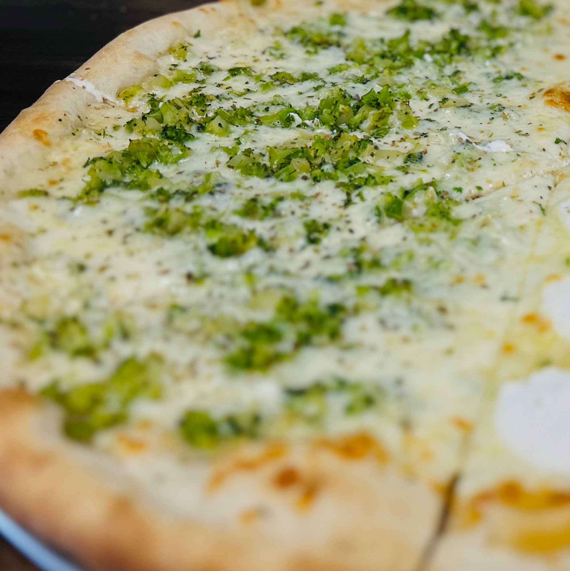 White Broccoli Pizza