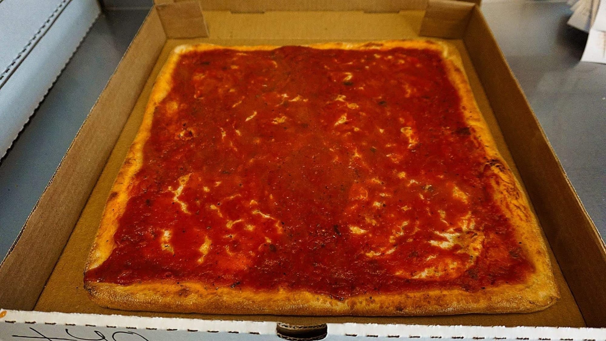 Mama Tomato Pizza (Large 16'')