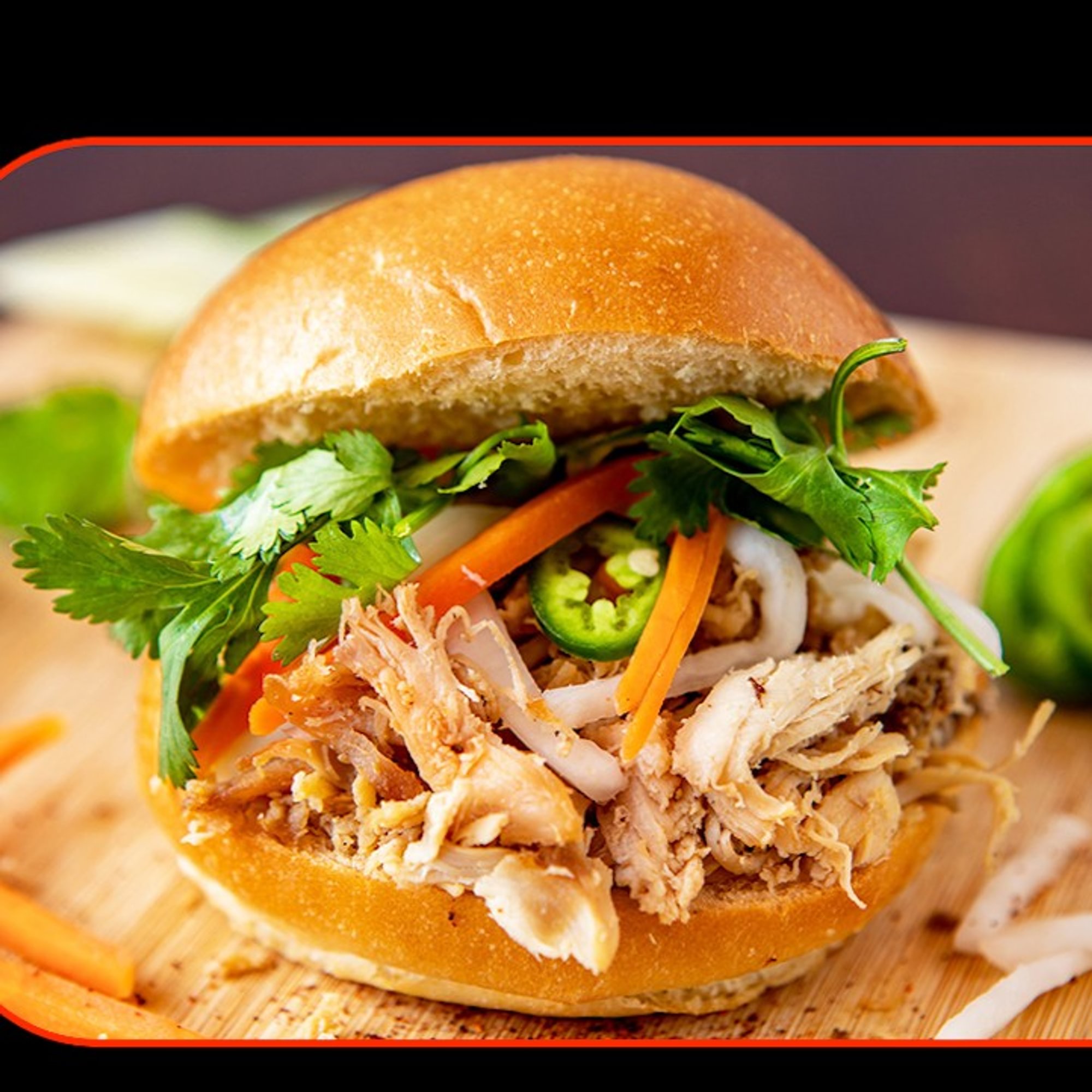 B26. BURGER SHREDDED CHICKEN / BURGER GA XE