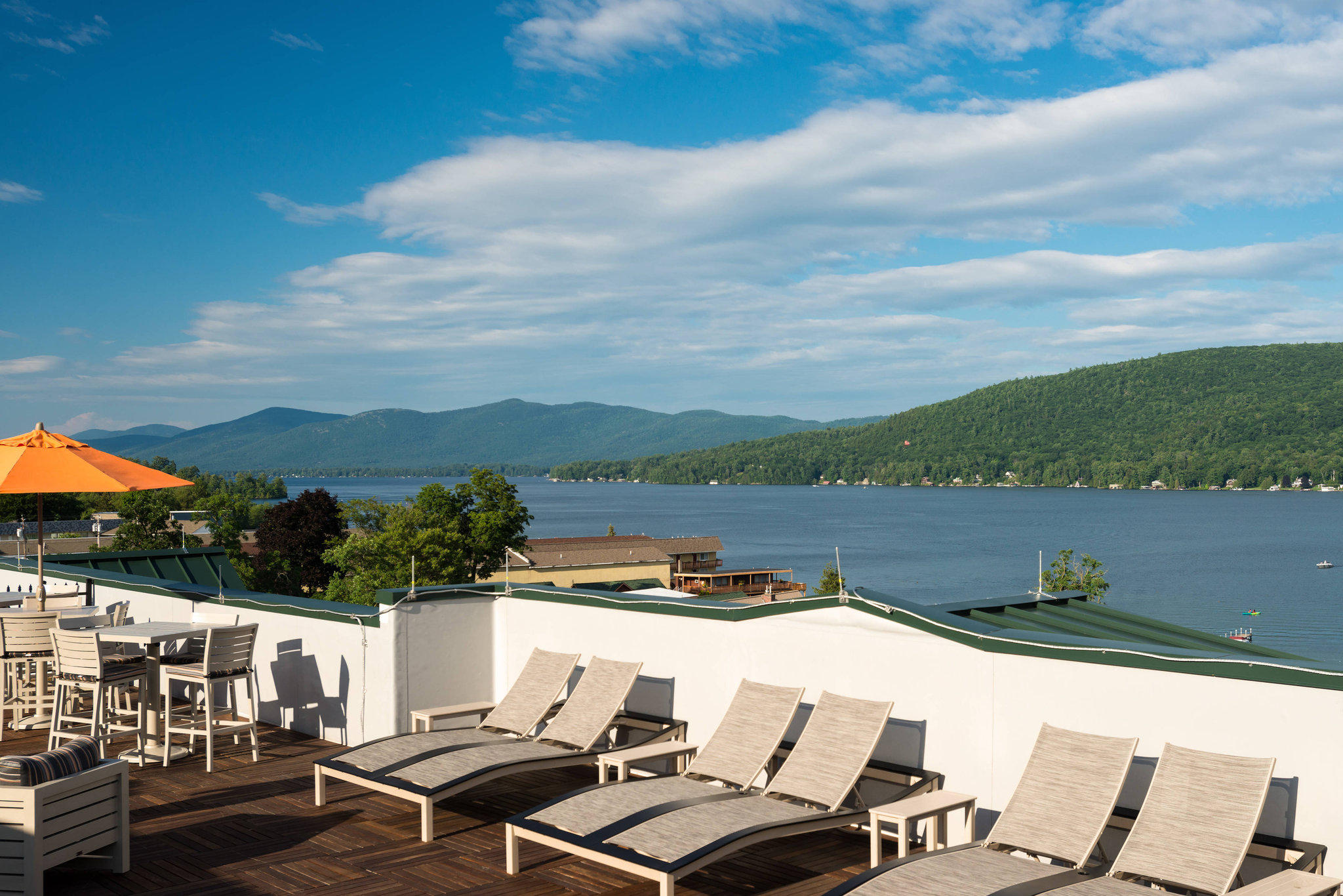Courtyard by Marriott Lake George Photo