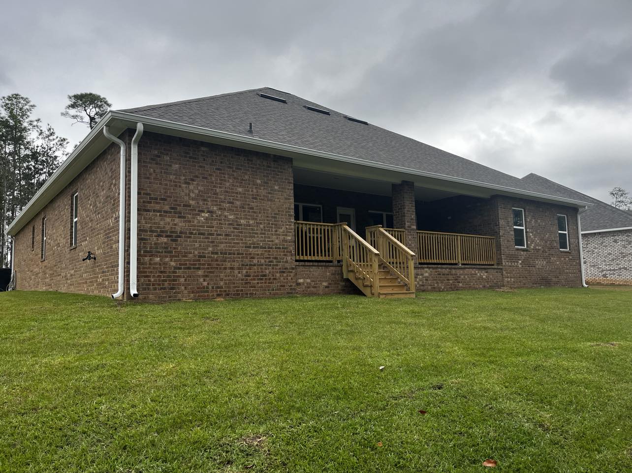 Southern Gutters LLC Image