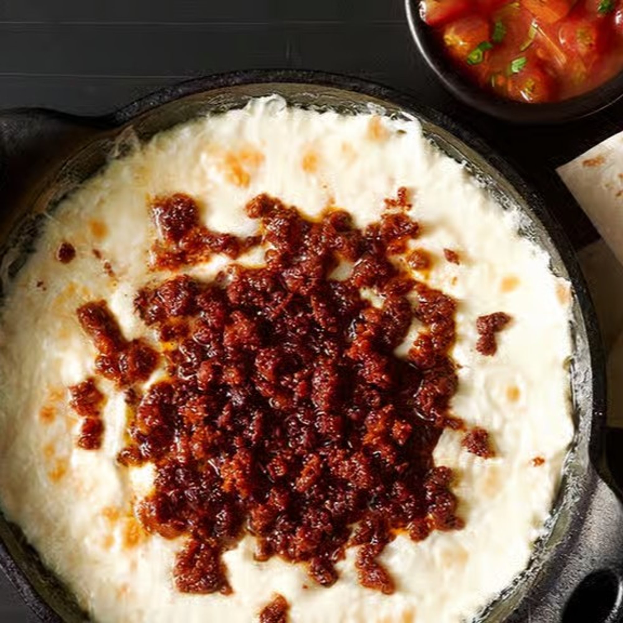 Lunch Queso Derretido con Chorizo