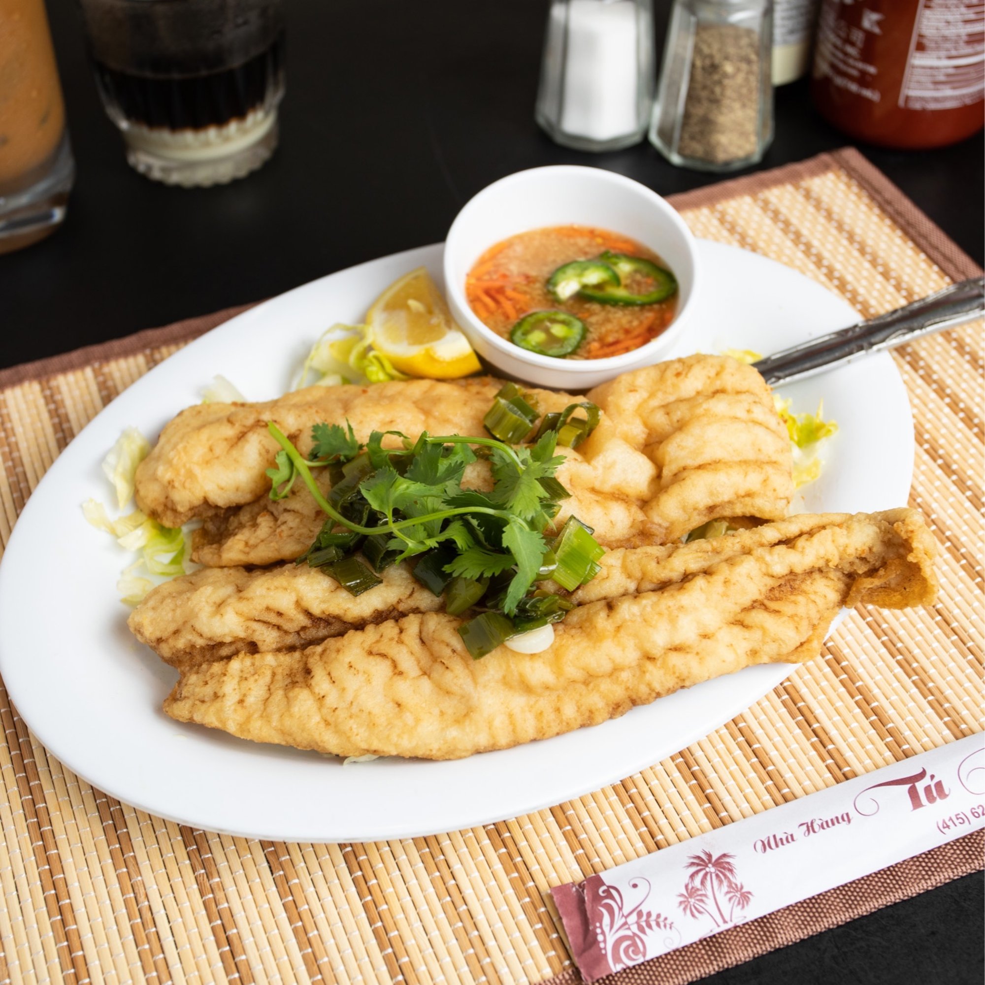 59. Fried fish in ginger sauce - cá chiên gừng