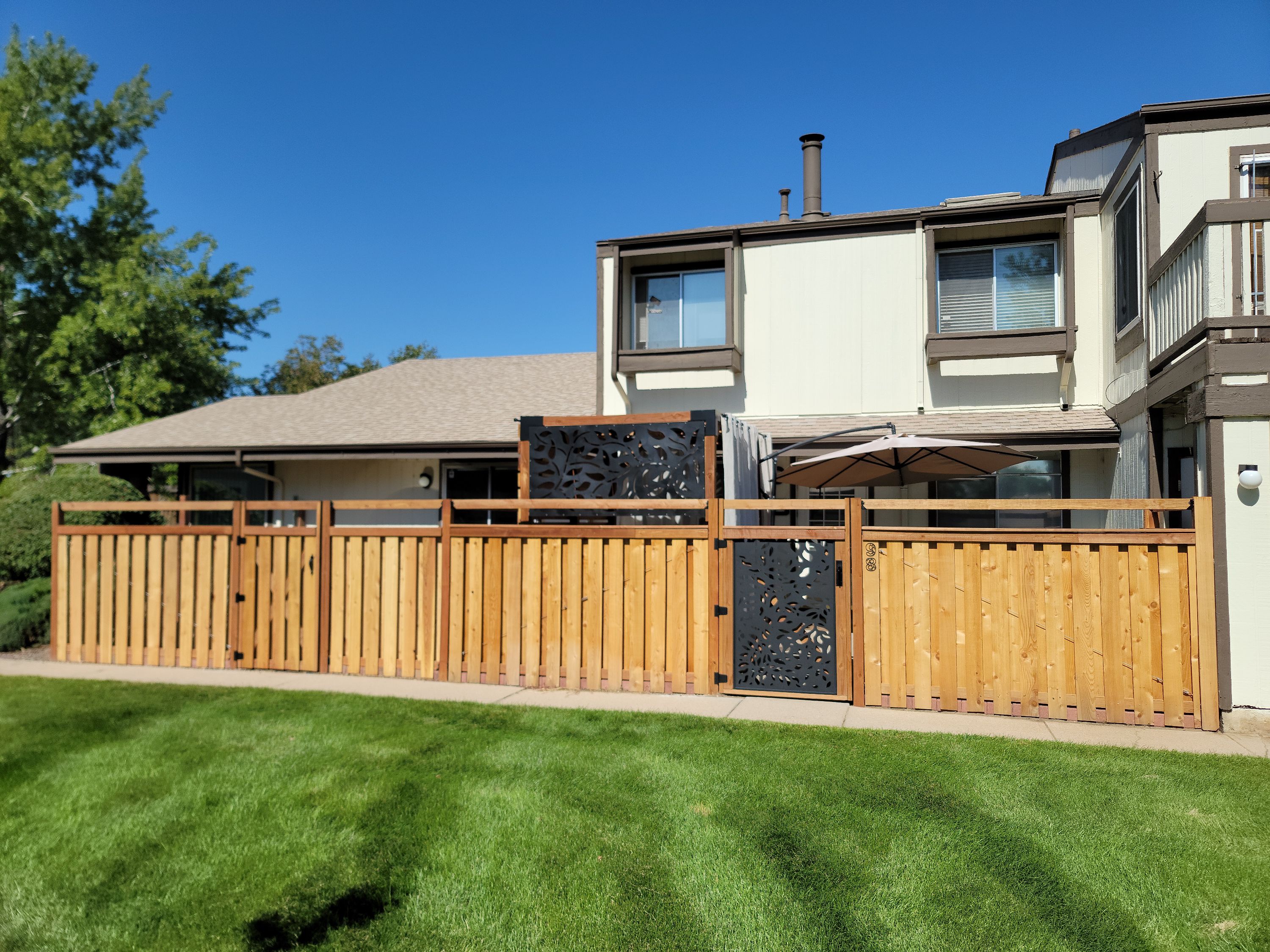 Dark Horse Handyman Image