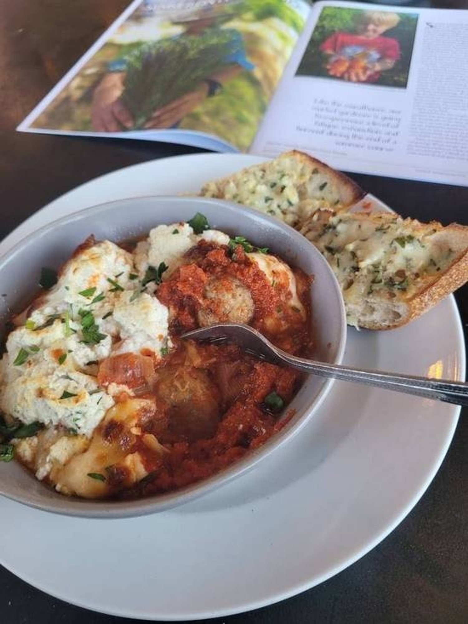 Kids Meatballs & Garlic Bread