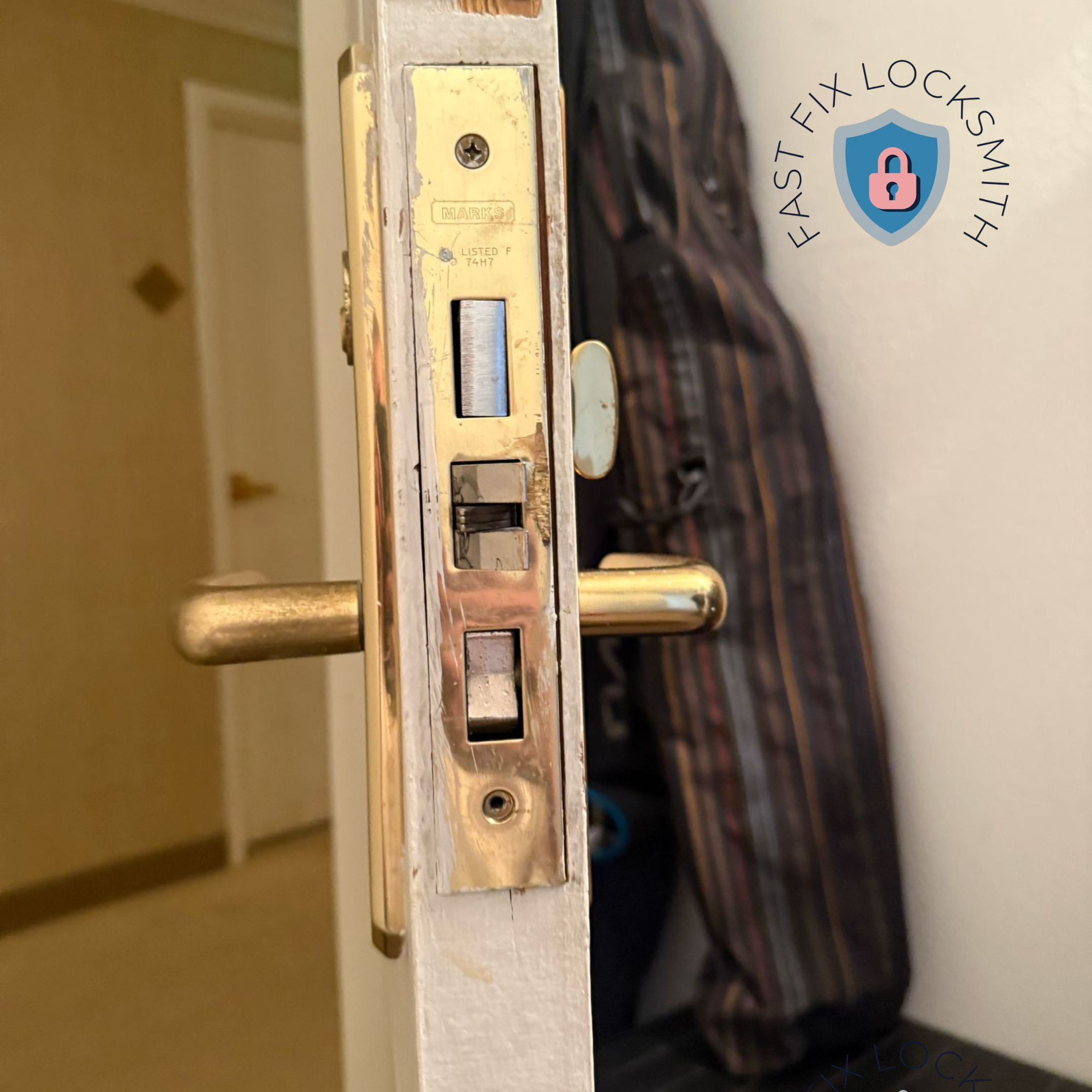 Fast Fix Locksmith Image