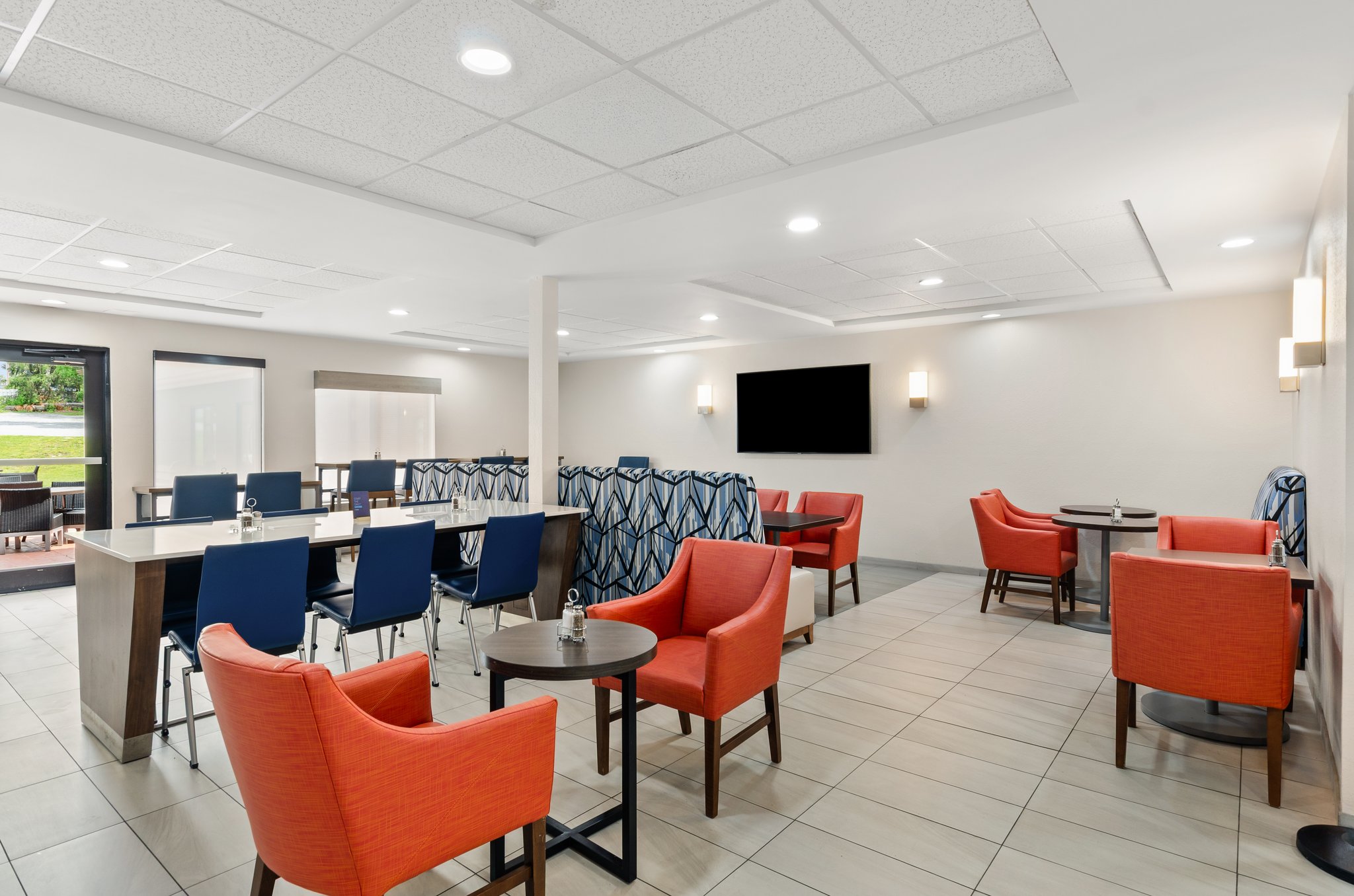 Holiday Inn Express Princeton/I-77 by IHG Image